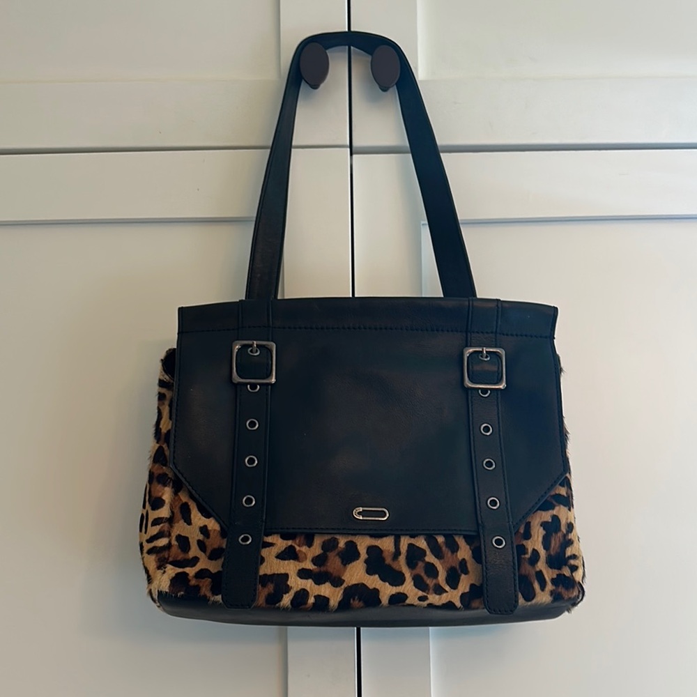 Ikks Black and Animal Print Shoulder Bag